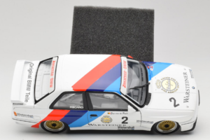BMW M3 E30 Warsteiner #2 E. van de Poele DTM Champion 1987 Minichamps 1:18 80430396026-O1 Pressofusione — immagine 8 di 9