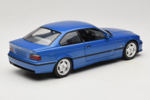 BMW M3 E36 Blue Metallic UT Models 1:18 20467 Pressofusione — immagine 3 di 8
