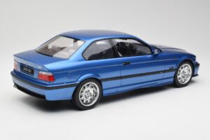 BMW M3 E36 Estoril Blu Otto 1:12 G016 Resina — immagine 2 di 6