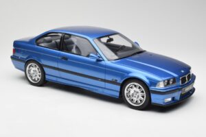 BMW M3 E36 Estoril Blu Otto 1:12 G016 Resina — immagine 4 di 6