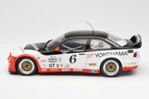BMW M3 E36 GTR #0 B. Auberlen / M. Simo / P. Cunningham Daytona 24 Hours 1998 UT Models 1:18 39816 Pressofusione — immagine 4 di 8