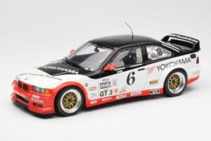 BMW M3 E36 GTR #0 B. Auberlen / M. Simo / P. Cunningham Daytona 24 Hours 1998 UT Models 1:18 39816 Pressofusione