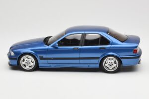 BMW M3 E36 Berlina Blu Otto 1:18 OT1082 Resina — immagine 3 di 6