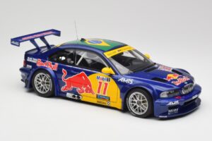 BMW M3 E46 GTR #11 Red Bull Interlagos 2005 AUTOart 1:18 80645 Pressofusione — immagine 4 di 6