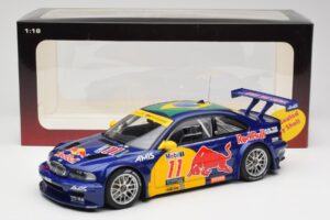 BMW M3 E46 GTR #11 Red Bull Interlagos 2005 AUTOart 1:18 80645 Pressofusione — immagine 6 di 6