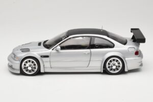 BMW M3 E46 GTR Street Argento With Carbon Roof Minichamps 1:18 100012102 Pressofusione — immagine 4 di 8