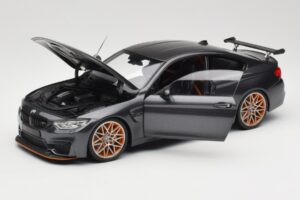 BMW M4 F82 GTS Mineral Grey Metallic Minichamps 1:18 110025222 Pressofusione — immagine 2 di 8
