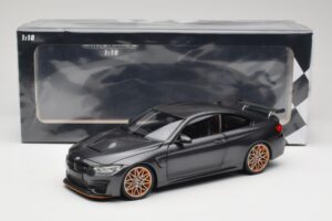 BMW M4 F82 GTS Mineral Grey Metallic Minichamps 1:18 110025222 Pressofusione — immagine 8 di 8