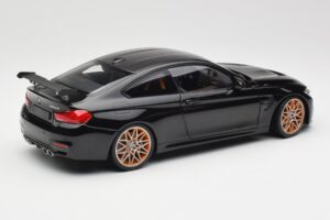 BMW M4 F82 GTS Sapphire Black Metallic Minichamps 1:18 110025220 Pressofusione — immagine 3 di 8