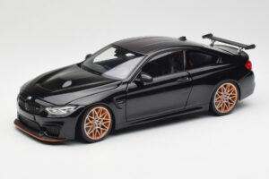 BMW M4 F82 GTS Sapphire Black Metallic Minichamps 1:18 110025220 Pressofusione