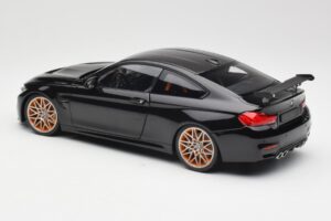 BMW M4 F82 GTS Sapphire Black Metallic Minichamps 1:18 110025220 Pressofusione — immagine 7 di 8