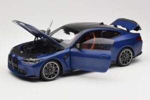 BMW M4 G82 Blu Metallic Minichamps 1:18 113020123 Pressofusione — immagine 2 di 8