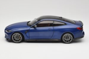 BMW M4 G82 Blu Metallic Minichamps 1:18 113020123 Pressofusione — immagine 4 di 8