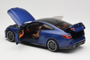 BMW M4 G82 Blu Metallic Minichamps 1:18 113020123 Pressofusione — immagine 5 di 8