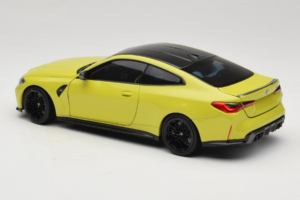 BMW M4 G82 Giallo Edizione Concessionaria Minichamps 1:18 80435A51949-R1 Pressofusione — immagine 8 di 10