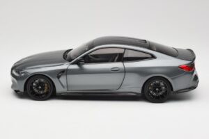 BMW M4 G82 Grigio Metallic Minichamps 1:18 113020124 Pressofusione — immagine 4 di 8