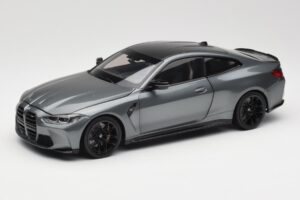 BMW M4 G82 Grigio Metallic Minichamps 1:18 113020124 Pressofusione