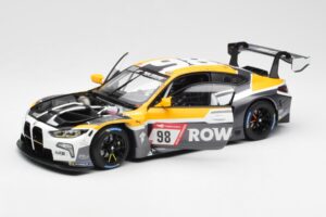 BMW M4 G82 GT3 Rowe Racing #98 ADAC 24 Hours Nürburgring 2022 Minichamps 1:18 113222098 Pressofusione — immagine 2 di 8