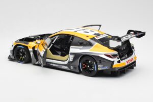 BMW M4 G82 GT3 Rowe Racing #98 ADAC 24 Hours Nürburgring 2022 Minichamps 1:18 113222098 Pressofusione — immagine 5 di 8