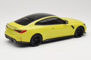 BMW M4 G82 Giallo Minichamps 1:18 155020120 Pressofusione — immagine 2 di 6