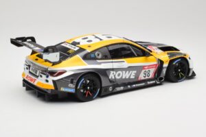 BMW M4 GT3 #98 M. Wittmann / S. van der Linde Rowe Racing ADAC 24h Nurburgring 2023 Minichamps 1:18 113232098 Pressofusione — immagine 3 di 8