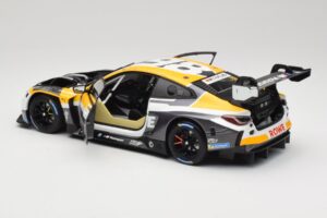 BMW M4 GT3 #98 M. Wittmann / S. van der Linde Rowe Racing ADAC 24h Nurburgring 2023 Minichamps 1:18 113232098 Pressofusione — immagine 5 di 8