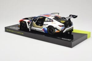 BMW M4 GT3 Team WRT #46 V. Rossi / R. Marciello / M. Martin 12 Hours of Bathurst 2024 Minichamps 1:18 113242046 Pressofusione — immagine 5 di 8