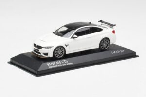 BMW M4 GTS F82 Bianco Con Cerchi Grigi Minichamps 1:43 410025221 Pressofusione — immagine 2 di 4