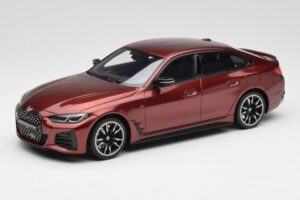 BMW M440i G26 Gran Coupe Aventurine Rosso Otto 1:18 OT1075 Resina