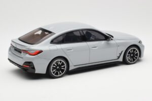 BMW M440i G26 Gran Coupe Brooklyn Grigio Metallizzato Otto 1:18 OT454 Resina — immagine 2 di 6