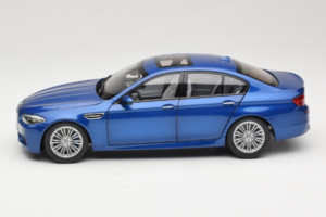 BMW M5 F10 Monte Carlo Blue Paragon 1:18 80432186352 Pressofusione — immagine 4 di 8