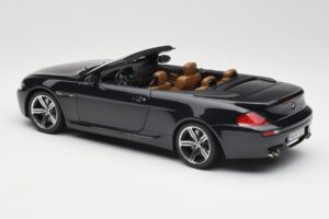 BMW M6 E64 Cabriolet Sapphire Black Kyosho 1:18 80430417424 Pressofusione — immagine 8 di 9