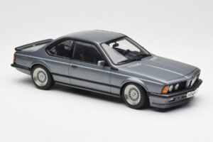 BMW M635 CSi E24 Shadow Line Delphin Metallic AUTOart 1:18 70529 Pressofusione — immagine 6 di 8