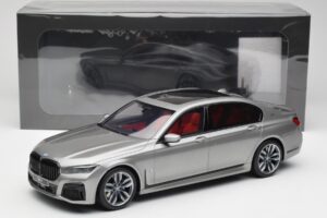 BMW M760i G12 V12 Final Edition Grigio GT Spirit 1:18 GT478 Resina — immagine 6 di 6