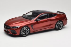BMW M8 F91 Convertible Storm Bay Metallic Minichamps 1:18 110029020 Pressofusione