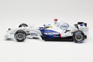 BMW Sauber F1.06 #16 N. Heidfeld Launch Version 2006 Minichamps 1:18 80430413183 Pressofusione — immagine 3 di 6