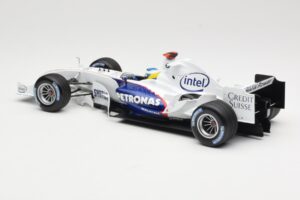 BMW Sauber F1.06 #16 N. Heidfeld Launch Version 2006 Minichamps 1:18 80430413183 Pressofusione — immagine 5 di 6