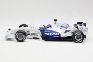 BMW Sauber F1.06 #17 J. Villeneuve Launch Version 2006 Minichamps 1:18 80430413184 Pressofusione — immagine 3 di 6