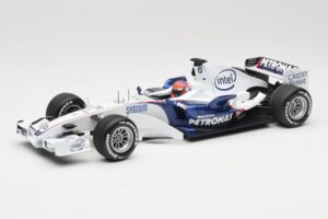 BMW Sauber F1.07 #10 R. Kubica Launch Version 2007 Minichamps 1:18 80430426995 Pressofusione