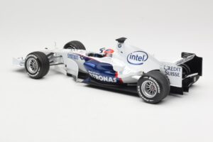 BMW Sauber F1.07 #10 R. Kubica Launch Version 2007 Minichamps 1:18 80430426995 Pressofusione — immagine 5 di 7