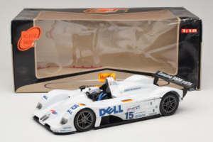 BMW V12 LMR #15 Y. Dalmas / J. Winkelhock / P. Martini 24 Hours of Le Mans Winner 1999 Maisto 1:18 56062 Pressofusione — immagine 8 di 8