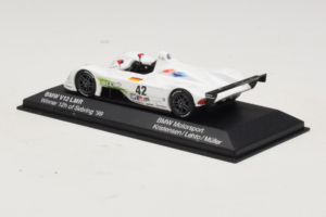 BMW V12 LMR #42 T. Kristensen / J.J. Lehto / J. Muller 24 Hours of Le Mans 1999 Minichamps 1:43 80429418137 Pressofusione — immagine 3 di 5