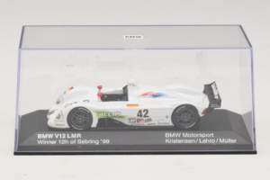 BMW V12 LMR #42 T. Kristensen / J.J. Lehto / J. Muller 24 Hours of Le Mans 1999 Minichamps 1:43 80429418137 Pressofusione — immagine 4 di 5