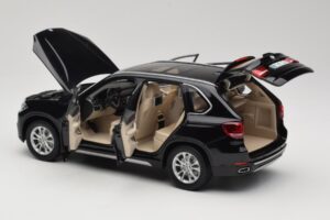 BMW X5 E70 Sapphire Black Paragon 1:18 PA-97071 Pressofusione — immagine 5 di 8