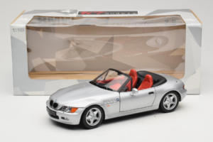 BMW Z3 Cabriolet Argento UT Models 1:18 20402 Pressofusione — immagine 8 di 8
