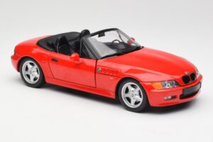 BMW Z3 E36/7 Cabriolet Rosso UT Models 1:18 180024330 Pressofusione — immagine 6 di 8