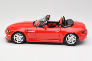 BMW Z3 E36/7 Roadster Rosso Bburago 1:18 3349 Pressofusione — immagine 4 di 8