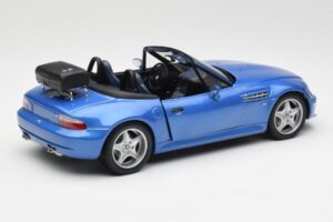BMW Z3 M Roadster Con Portabagagli Blu Metallizzato UT Models 1:18 20416 Pressofusione — immagine 3 di 8