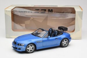 BMW Z3 M Roadster Con Portabagagli Blu Metallizzato UT Models 1:18 20416 Pressofusione — immagine 8 di 8