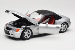 BMW Z3 Roadster 1.8 Argento UT Models 1:18 20404 Pressofusione — immagine 2 di 8